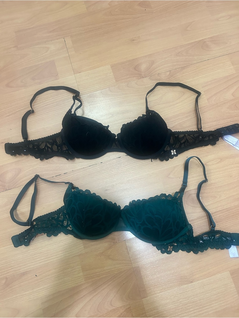 Savage X Fenty Black & Teal Lace Underwire Bra Duo